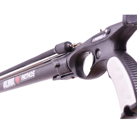 Pathos Alma Closed speargun detail view 6